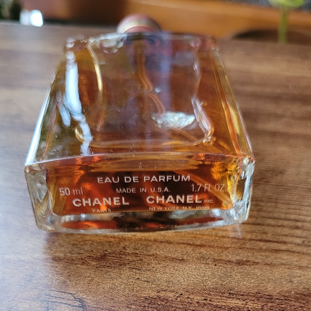 Chanel - Allure Eau de Parfum - Picture 4 of 8
